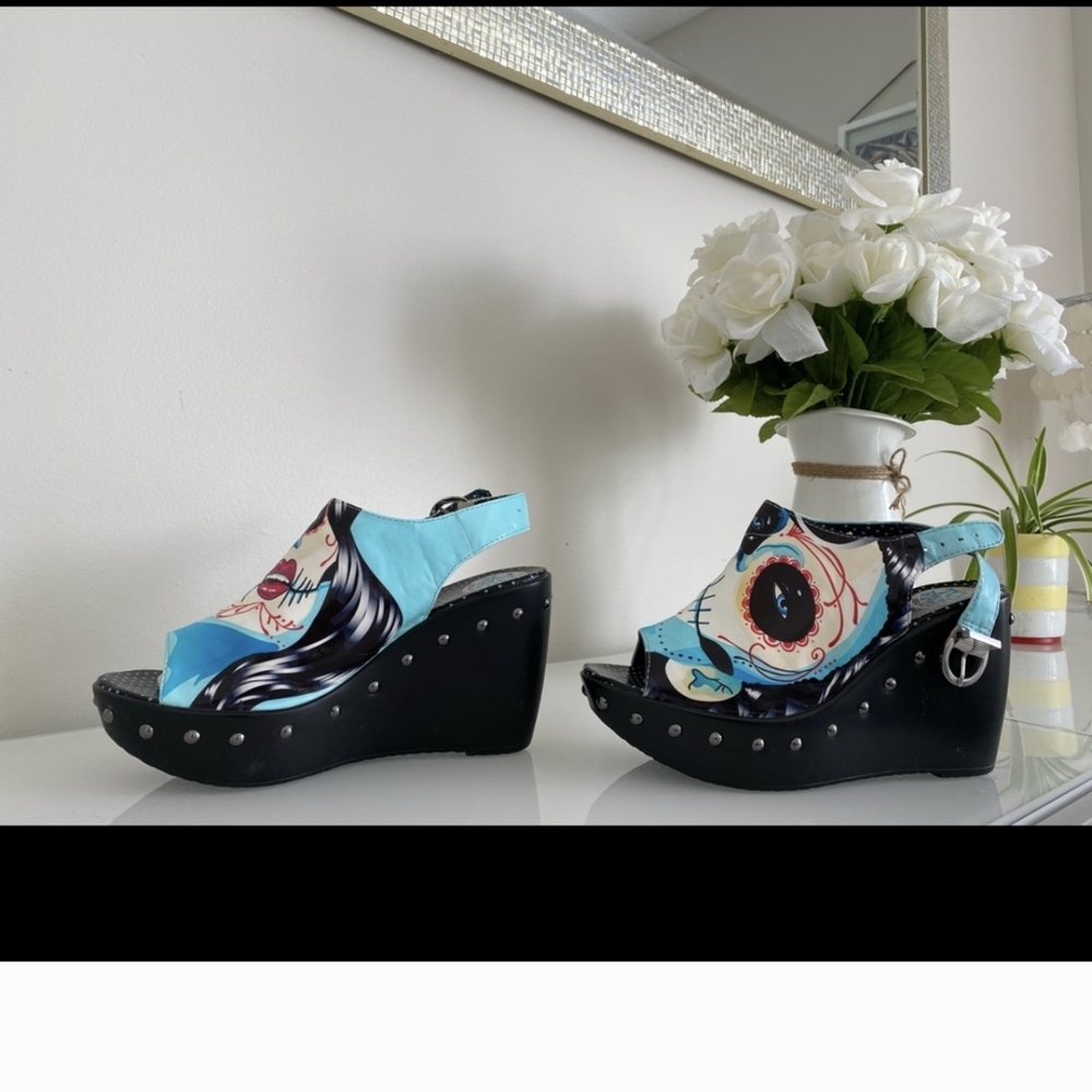 Women's Too Fast Blue and Black Wedge Sandals